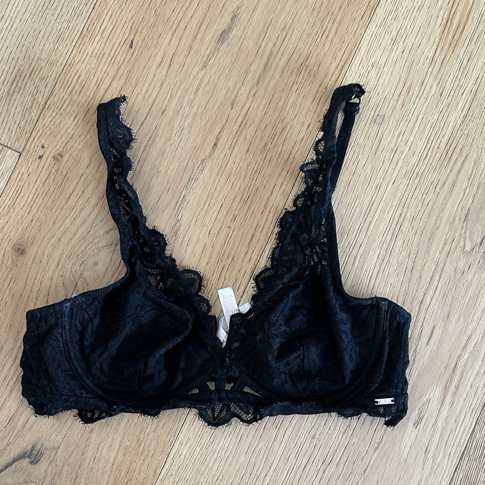Pink Victoria secret Black Lace Bra M